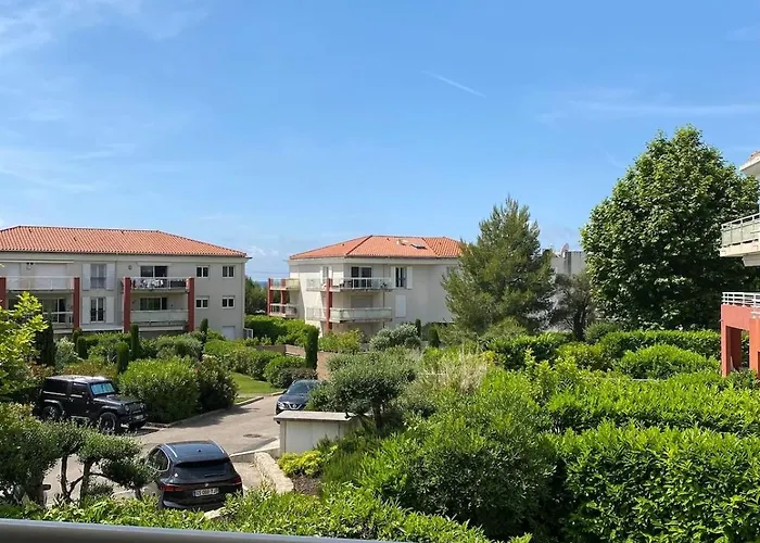 Juan Flore * Antibes